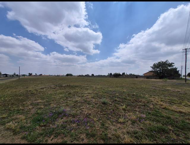 5,427M² VACANT LAND FOR SALE IN RIVERSDALE